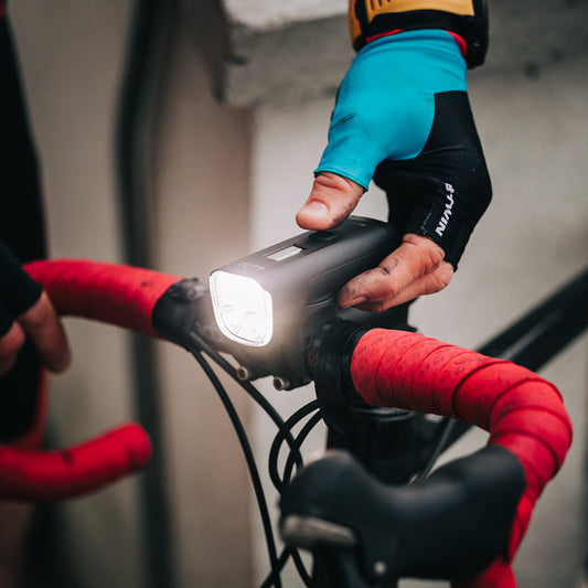 ALLTY 2000 OLED Power Bike Light - Magicshine Store