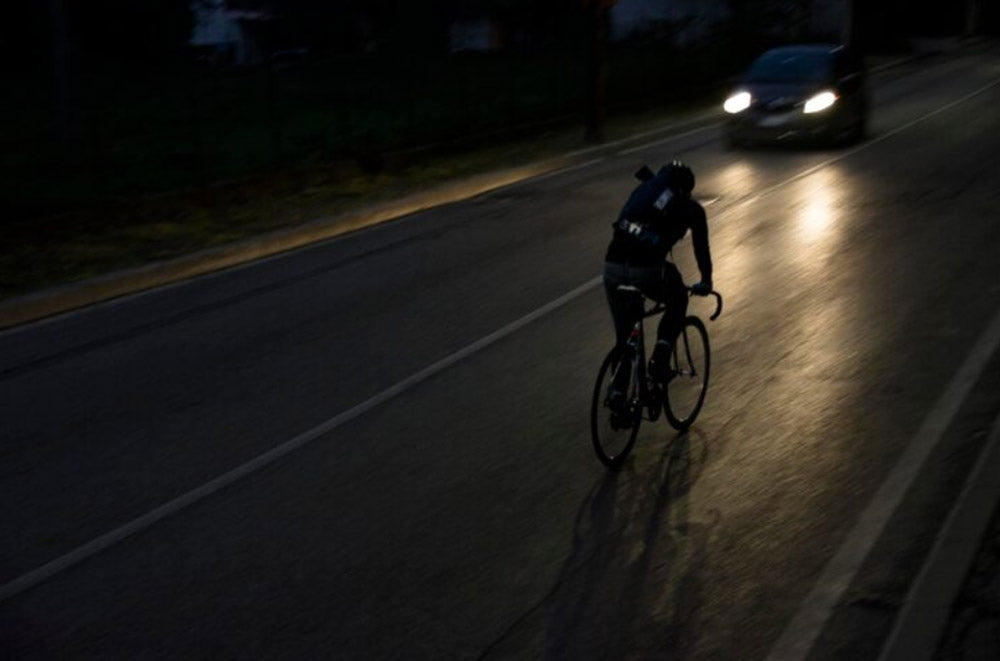 How to Choose a Bike Light for Long Rides?