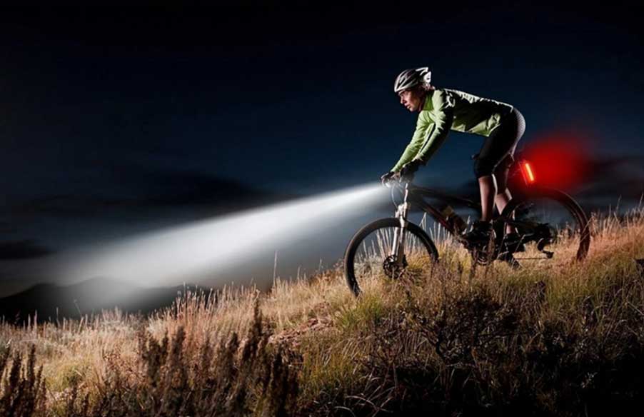 Are Flashing Lights More Effective Than Solid Lights for Visibility?
