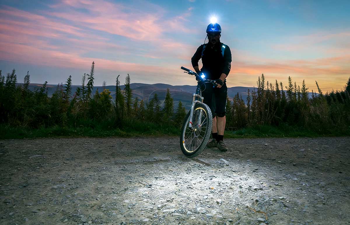 Best Bike Lights for Urban Commuters